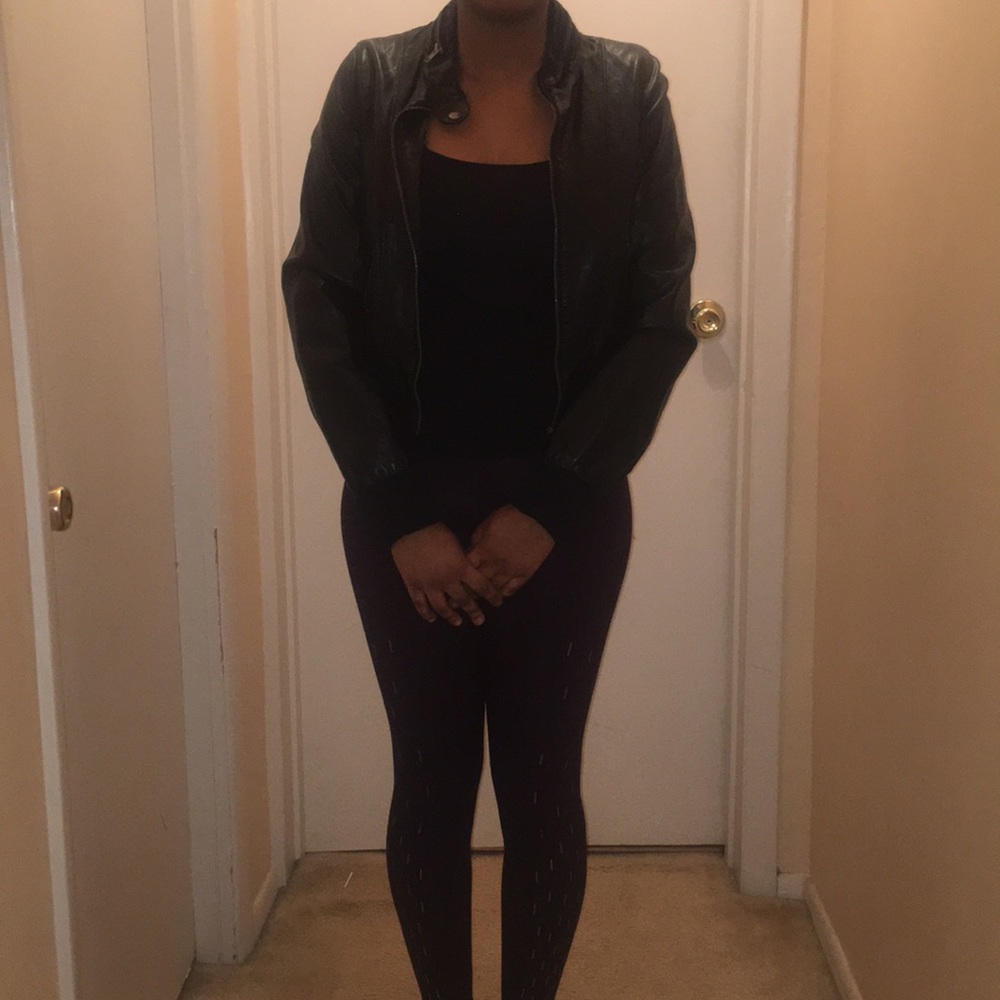 Leather jacket - Picture 5 of 7